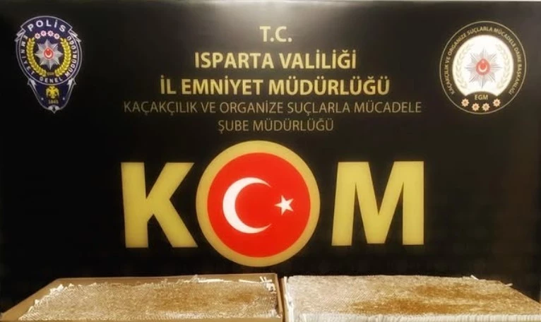 Isparta’da 10 bin adet makaron ele geçirildi
