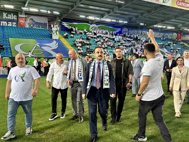 MHP’den Rize’ye 