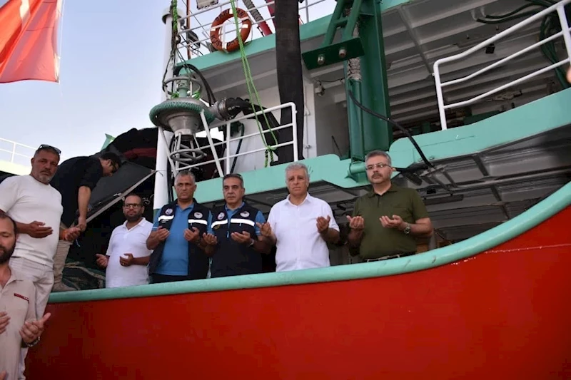 Aydınlı balıkçılar ‘Vira Bismillah’ diyerek denize açıldı
