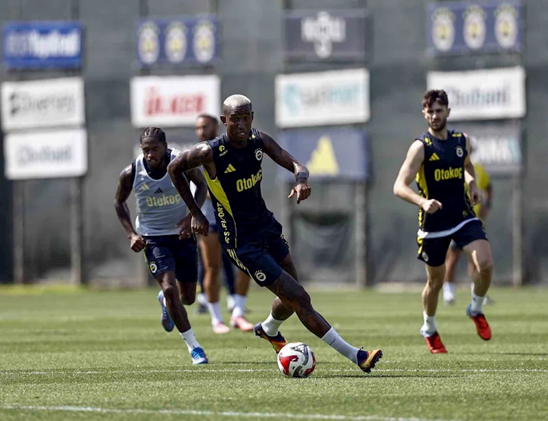 Fenerbahçe, Trabzonspor maçı hazırlıklarına devam etti
