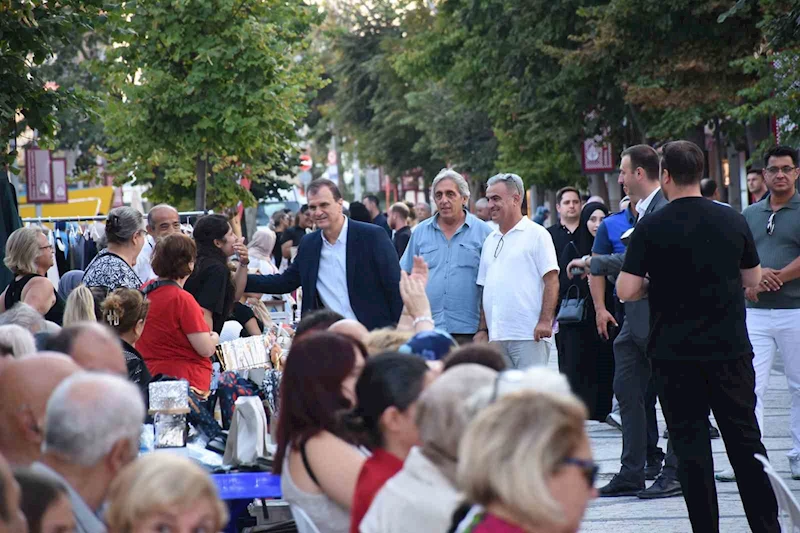 Sanatın kalbi, Büyükçekmece sokaklarında attı
