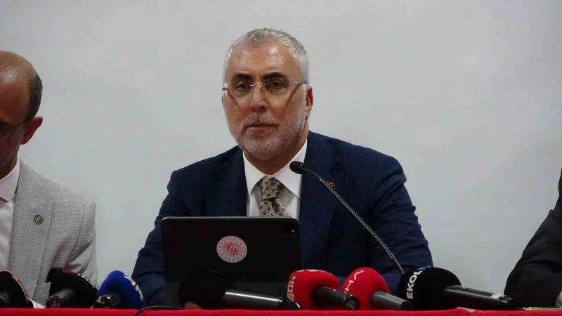 Bakan Işıkhan: 