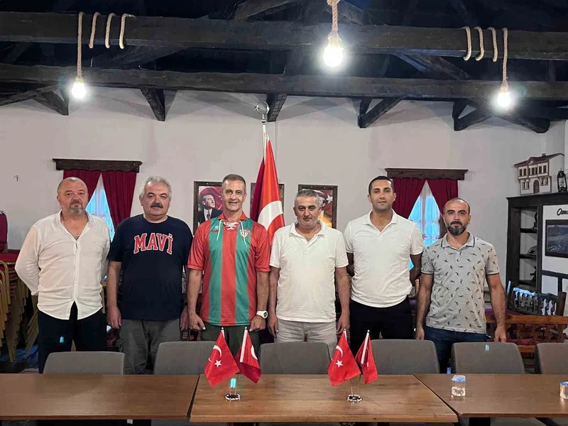 Tecrübeli teknik adam Osmanelispor ile anlaştı
