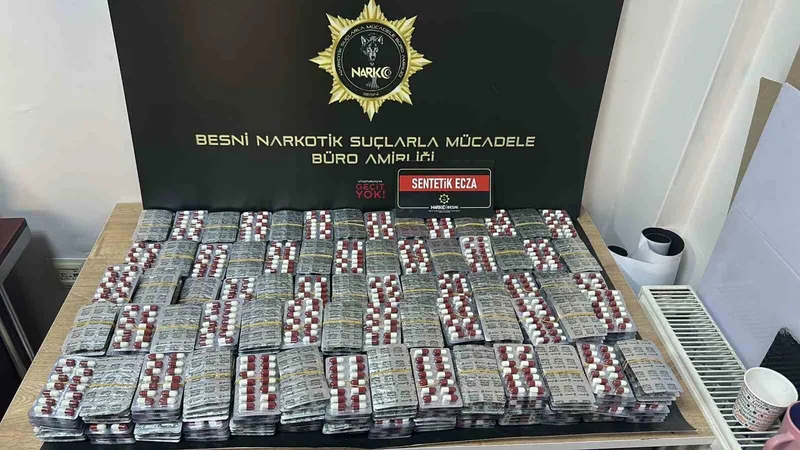 Uyuşturucu operasyonunda 2 şahıs tutuklandı
