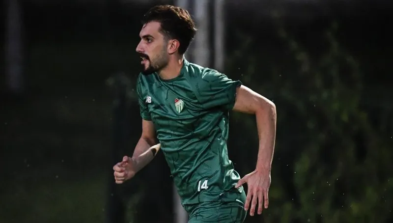 Bursaspor, Arnavutköy maçı hazırlıklarını tamamladı
