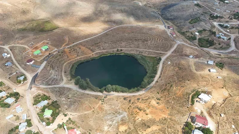 Torosların Zirvesindeki Güzellikler Dipsizgöl ve Eğrigöl
