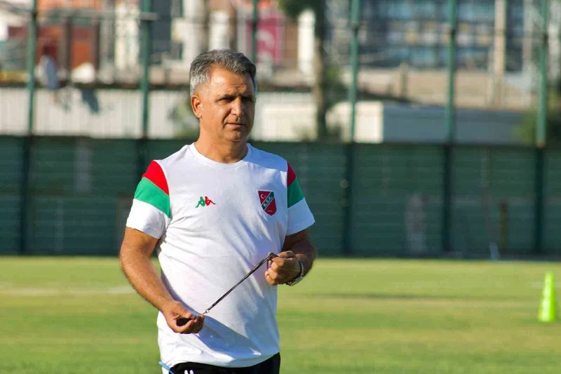 Burhanettin Basatemür: 