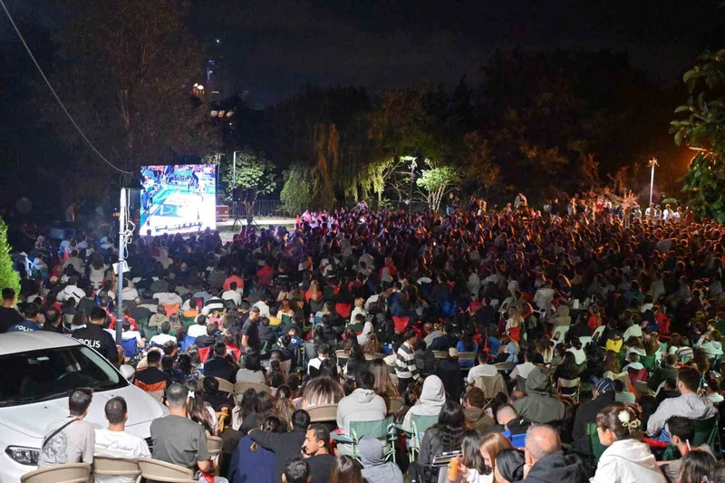 Beşiktaş’ta kalpler 