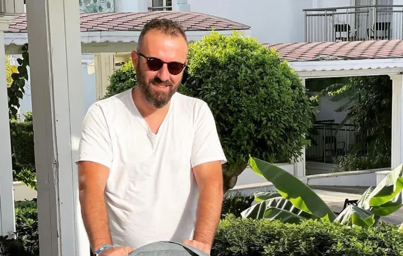 Trabzonsporlu eski futbolcunun oğlunu çıkan tartışmada vurarak öldüren şahıs tutuklandı
