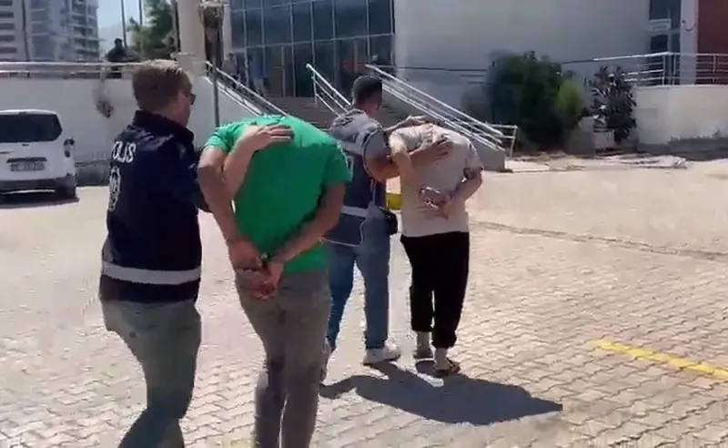 İskenderun’da hırsızlık yapan 2 kişi yakalandı
