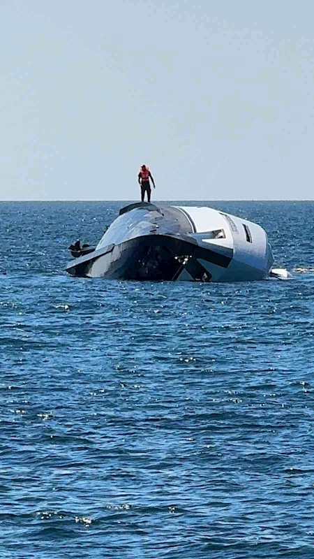Zonguldak’ta lüks yat denize indikten 15 dakika sonra battı
