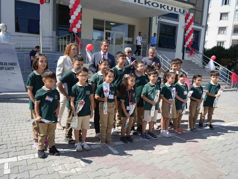 Iğdır’da 302 okulda öğrenciler ders başı yaptı

