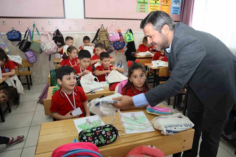 Karabük Belediyesi’nden öğrencilere 